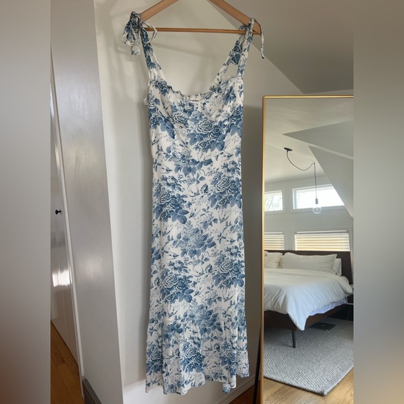 Reformation Nikita Floral Midi Dress - Pompadour - Picture 5 of 9